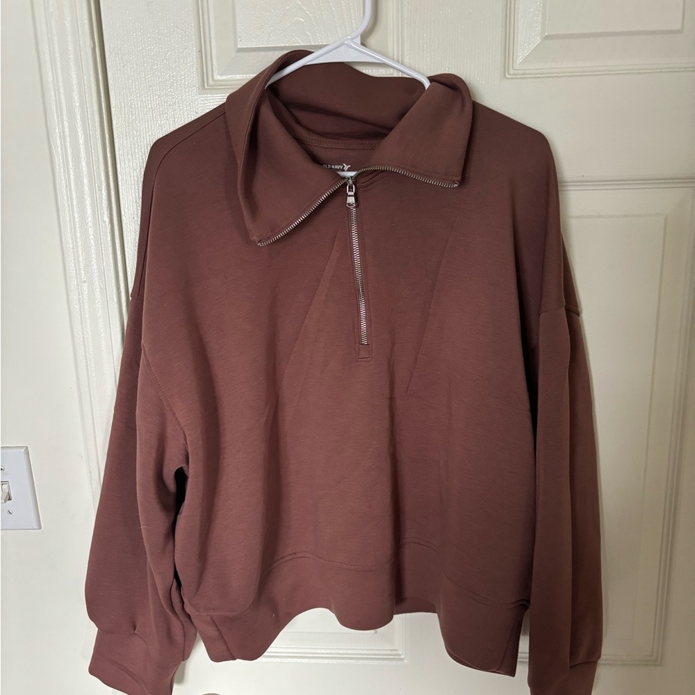 Old navy athletic quarter zip